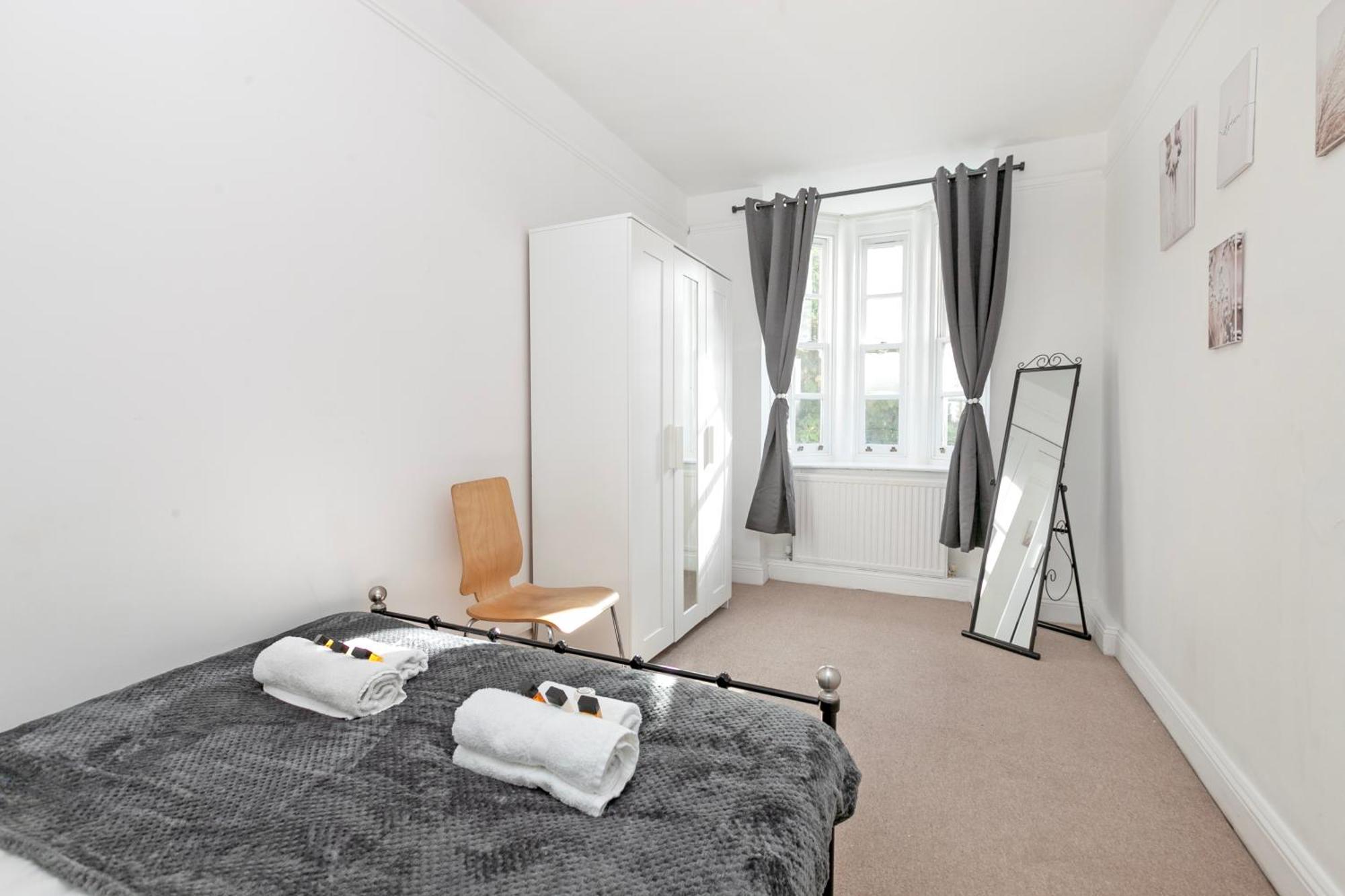 Beautiful 3 Bedroom Flat In Scott Ellis Gardens London Ngoại thất bức ảnh