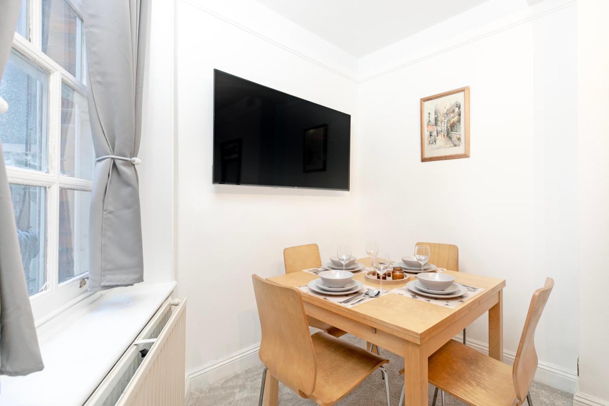 Beautiful 3 Bedroom Flat In Scott Ellis Gardens London Ngoại thất bức ảnh