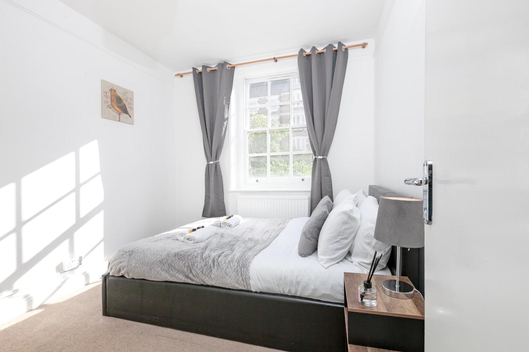Beautiful 3 Bedroom Flat In Scott Ellis Gardens London Ngoại thất bức ảnh